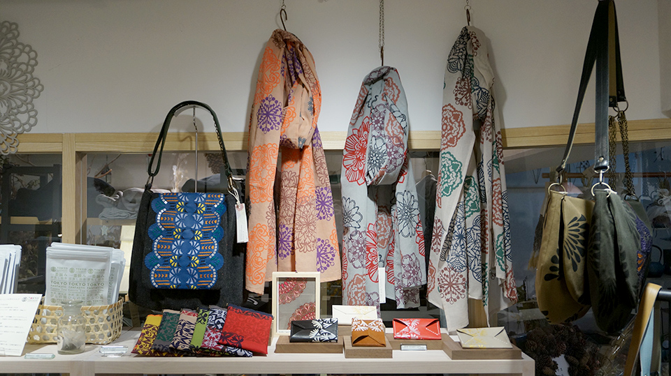 切り紙作家 矢口加奈子 個展「夕暮れの庭」