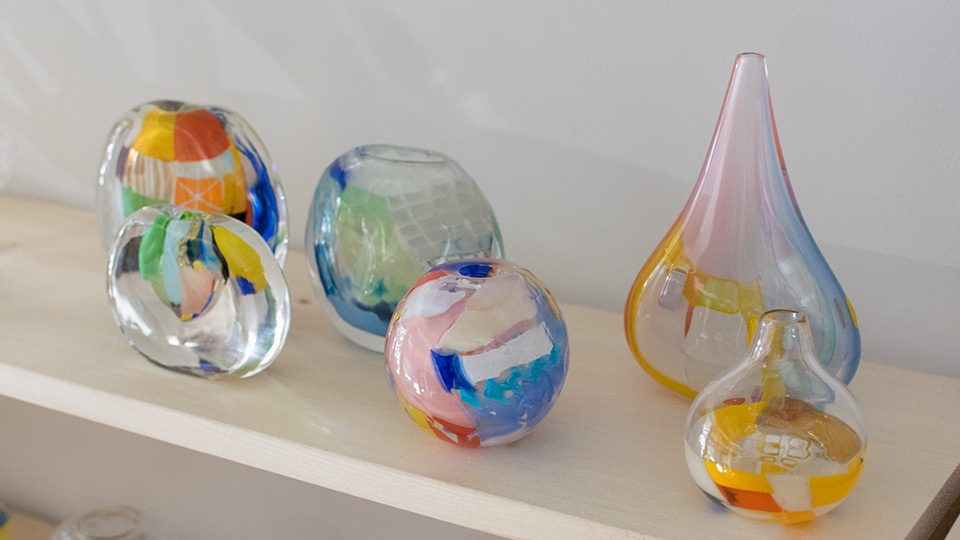 安達 寿英 toccio! glass works カラフル一輪挿し「パッチワークベース」