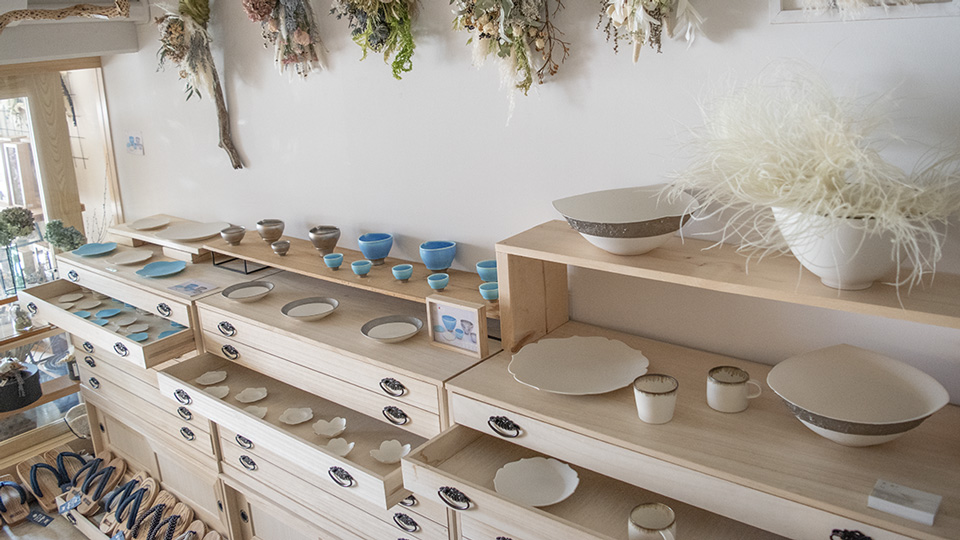 奥絢子 個展 陶芸(磁器)