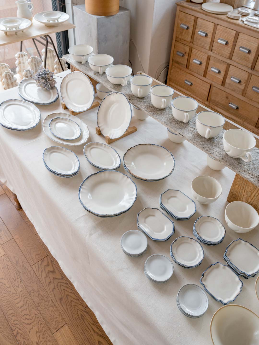 佐々木 綾子(磁器) 白い、うつわ展。 8/1-8/16, 2024